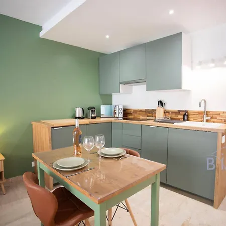 Lejlighed Lovely Renovated In The Heart Of *
