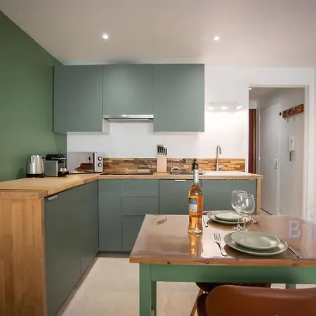 Lovely Renovated In The Heart Of * Cannes